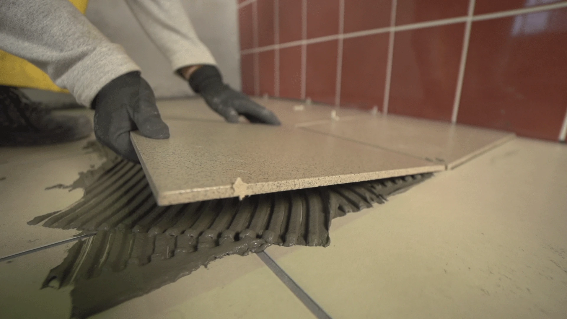 Combien De Temps Pour Carreler 40m2 Au Sol Carreler soi-même : le plan en 7 étapes | Weber belgium