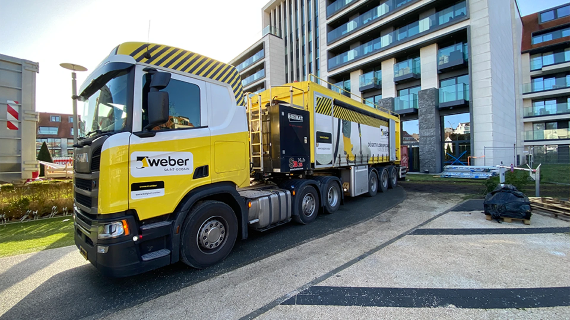 Weber Pomptruck @ La Réserve