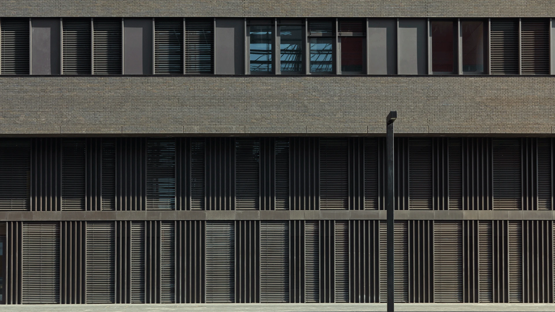 Zijaanzicht gevel Maison du Normbre