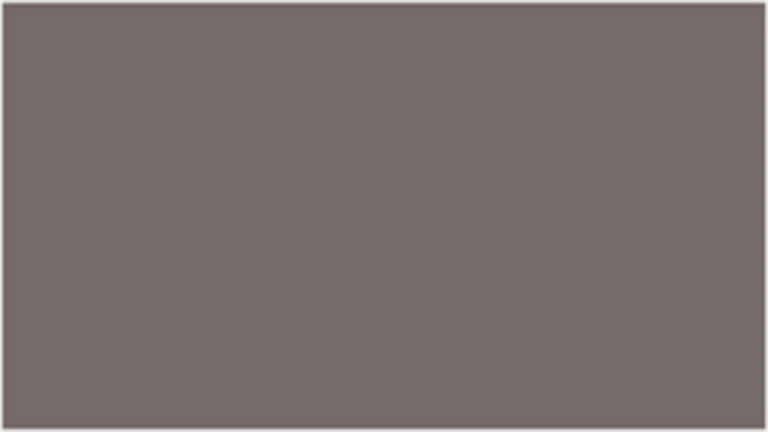2735